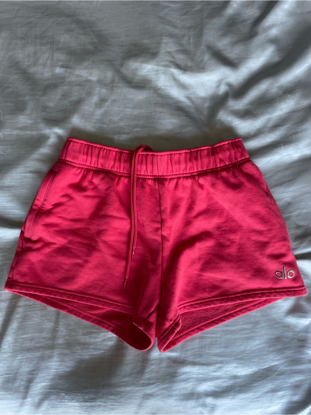 ALO Yoga Accolade Sweat-Shorts - Candy Red *Discontinued Color*